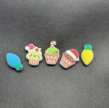 5 piece Christmas Cupcakes