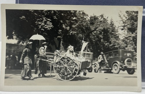 Vintage old found photo 1920's