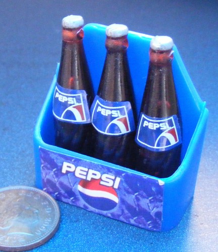 Dolls house pepsi - 3, bottles