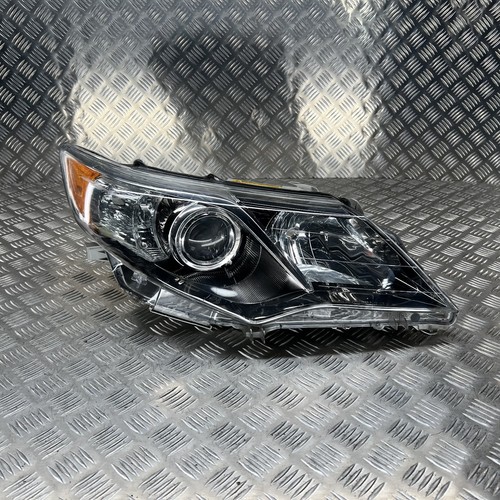 Genuine toyota camry - toyota, 2011