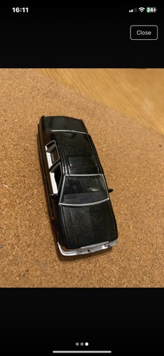 Jada limo diecast car - limo,