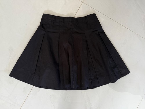 Burberry girls black pleated - burberry,