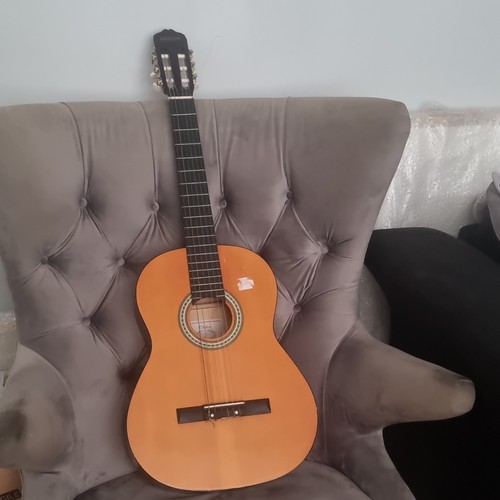 Clifton classical guitar - 4/4,