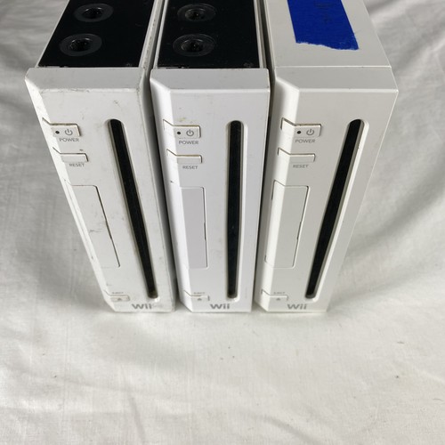 Lot nintendo wii consoles - lot,