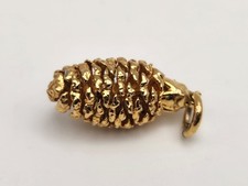Vintage 14kt Gold Pine Cone