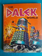 THE DALEK WORLD ANNUAL 1965 vgc NICE EXAMPLE
