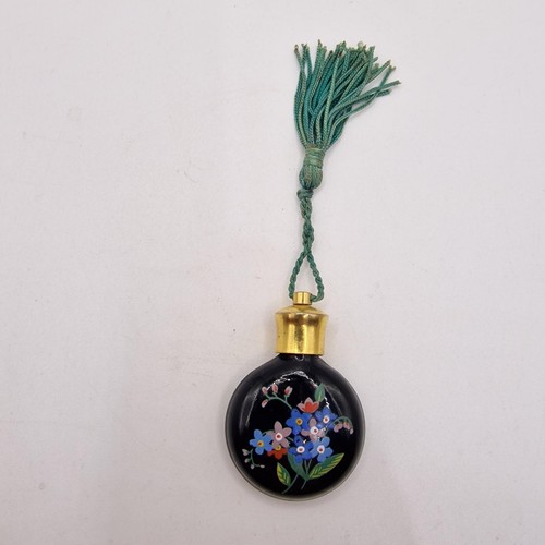 Vintage black glass hand - black,