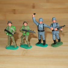 Timpo Toys Swoppets WWII German Soldiers and British Infantry x 4 Figures 1970's