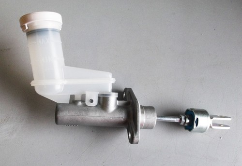 Clutch master cylinder for - cylinder,
