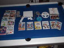 NINTENDO WII CONSOLE + MARIO