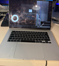 Apple MacBook Air 15"  A2941