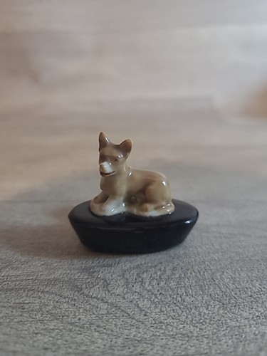 Wade whimsies corgi candle - whimsies,
