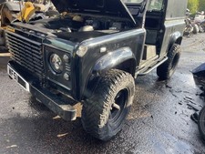 LANDROVER DEFENDER TD5 BLACK LEFT HAND SIDE FRONT WING & ARCH & MOD LIGHTS