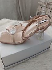 Gorgeous Ladies Fashion