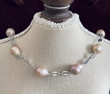 Large Baroque Pearl Station