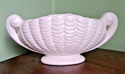 Large vintage cream mantel - large,