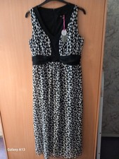 Beautiful Marisota Full Length