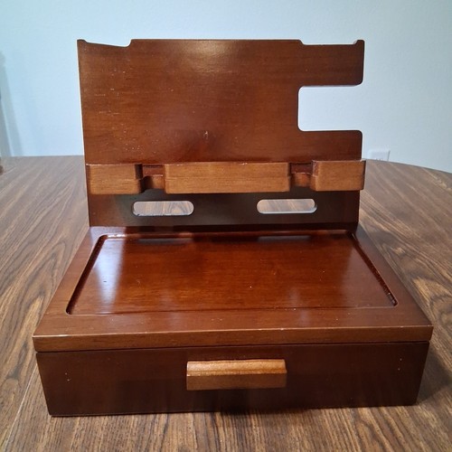 Vtg solid wood men dresser - vtg,