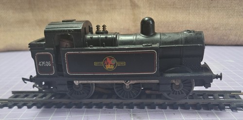 Tri ang r52 jinty 0 - tri-ang, 0-6-0