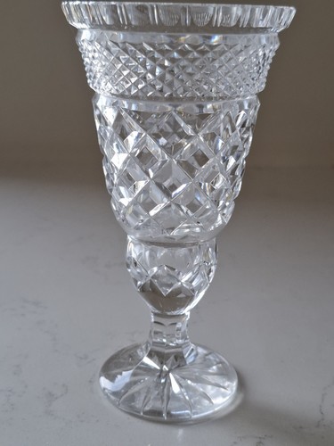 Vintage cut glass crystal - cut,