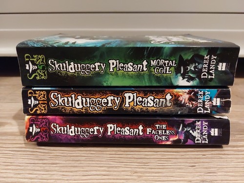 Skullduggery pleasant books - pleasant,