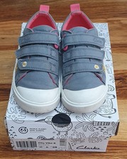 Clarks girls city vibe trainers size 10G EU 28 with box Used Excellent Condition