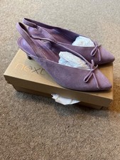 New next shoes size 5