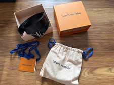 LOUIS VUITTON LV INITIALES