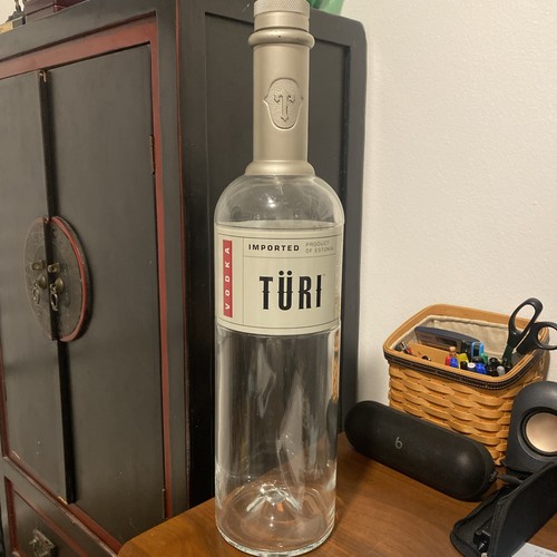 Yuri vodka estonia - yuri, large
