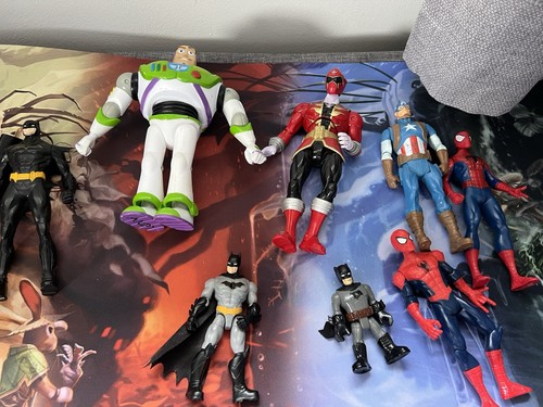 Toy figure bundle - bundle,