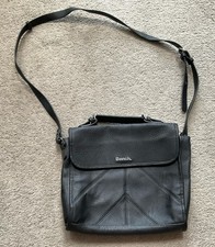 Bench Handbag With Shoulder Strap - Black