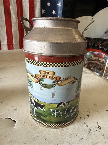 Small american farm scene milk - small,
