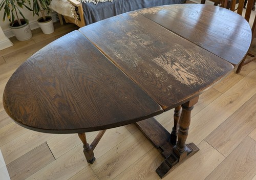 Traditional solid oak turned - solid,