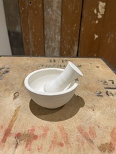 Motar And Pestle Grinding Cooking Spices Herbs Crush White Kitchen Essential