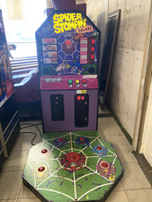 Spider Stompin Deluxe Arcade