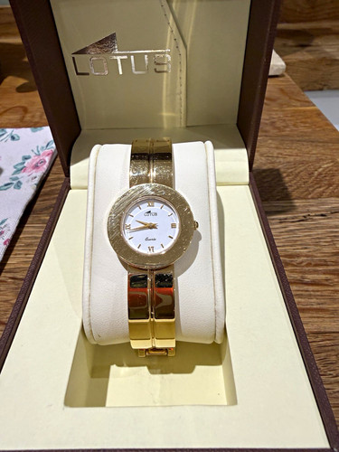 Lotus quartz women gold tone - quartz, gold-tone