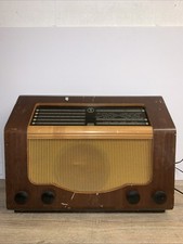 Invicta Vibtage Radio Model 32