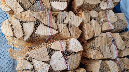 Kiln dried logs - nets, bags