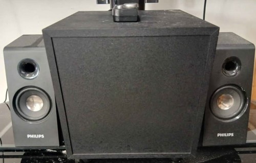Phillips multimedia speakers - phillips,