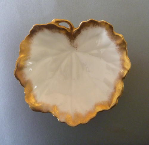 Crescent china leaf pin - crescent, dish