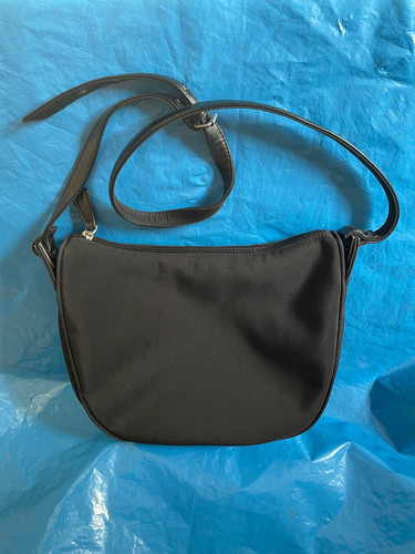 Liz claiborne cross body - claiborne,