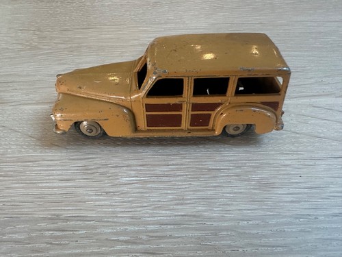 27f dinky plymouth woody - 27f,