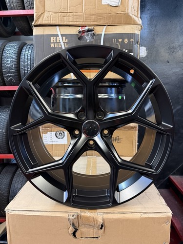 Single audi rs6 - 19”, c8