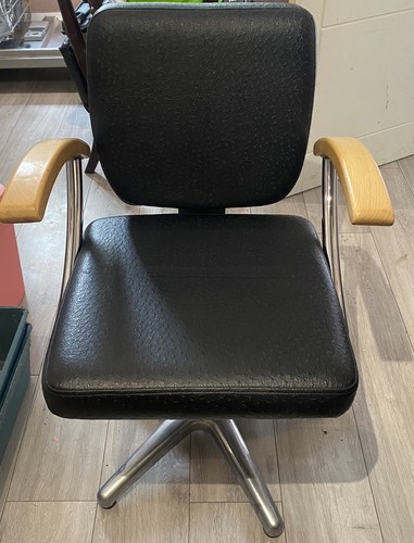 Rem vintage barbers chair - barbers,