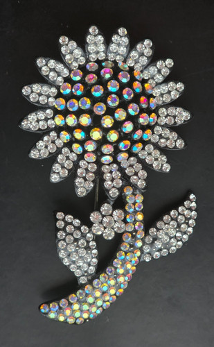 Butler wilson brooch - &,