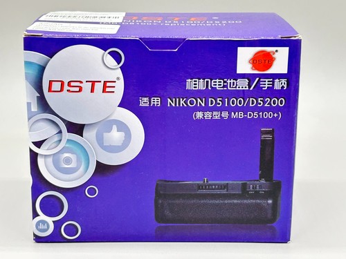 New d5100 vertical - new, battery