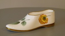 Spode miniature shoe, Leaf and