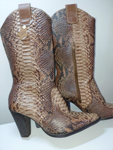 Stunning brazilian made snake - stunning,