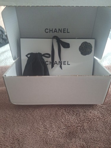 Chanel bag pouch - chanel, box