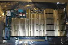 Gigabyte GV-NX85T256H NVIDIA GeForce 8500 GT 256 MB VGA / DVI / S-VIDEO x16 PCIe